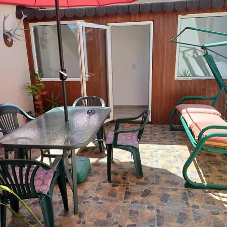 Apartament Cu Terasa La Casa Valentin *