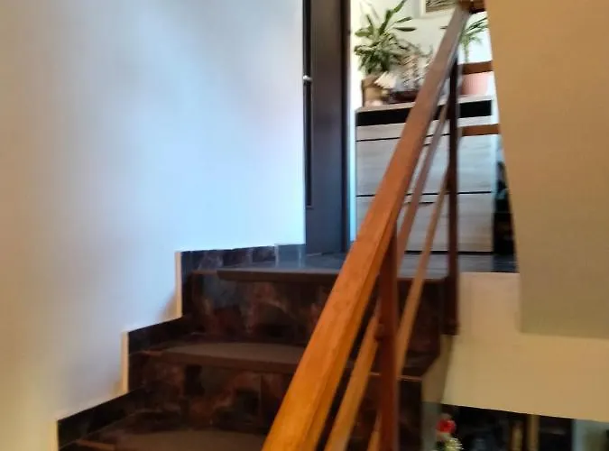 Cu 2 Dormitoare Si Terasa Valentin, Iulius Mall *