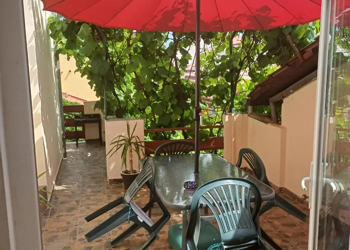 Cu 2 Dormitoare Si Terasa Valentin, Iulius Mall *