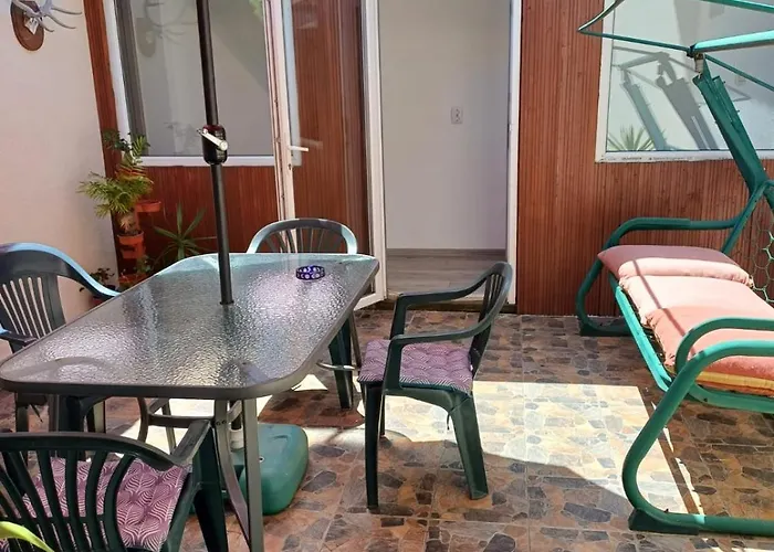 Cu 2 Dormitoare Si Terasa Valentin, Iulius Mall *